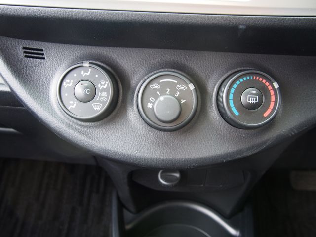 Toyota VITZ 2014-11 2336-11