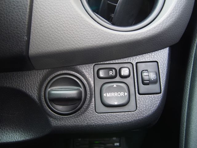 Toyota VITZ 2014-11 2336-13