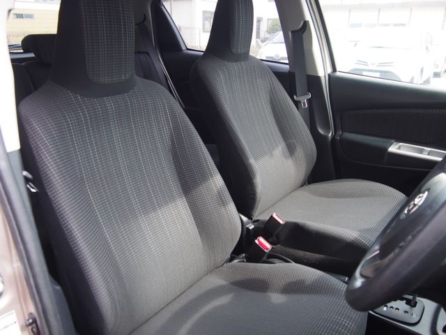 Toyota VITZ 2014-11 2336-4