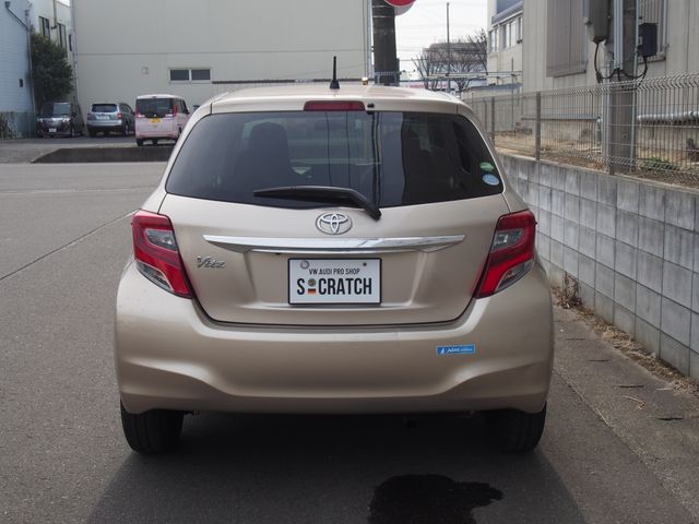 Toyota VITZ 2014-11 2336-19