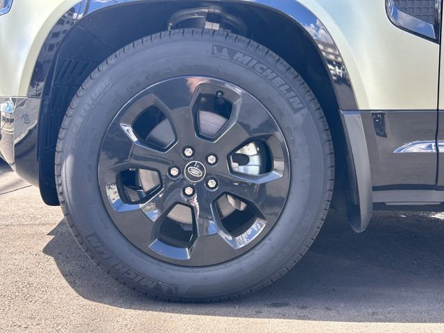 ROVER DEFENDER 2022-10 6400-16