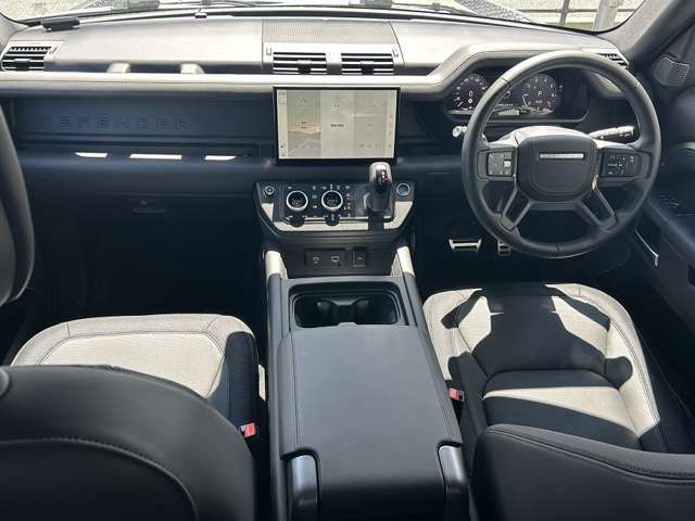 ROVER DEFENDER 2022-10 6400-7