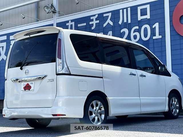 Nissan SERENA 2011-02 348523-2