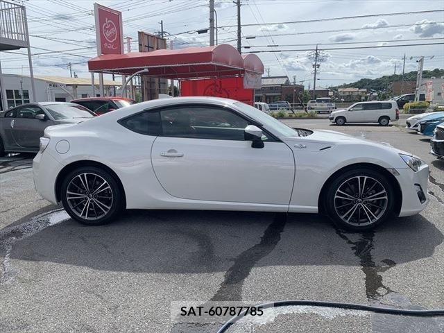 Toyota 86 2015-10 292886-3
