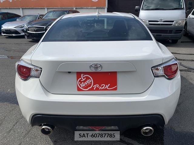 Toyota 86 2015-10 292886-5