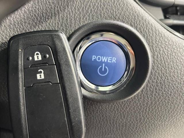 Toyota C-HR 2019-02 181748-8