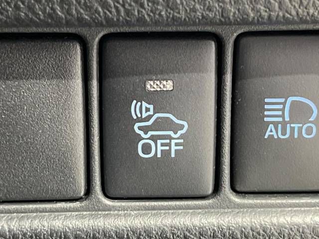 Toyota C-HR 2019-02 181748-7