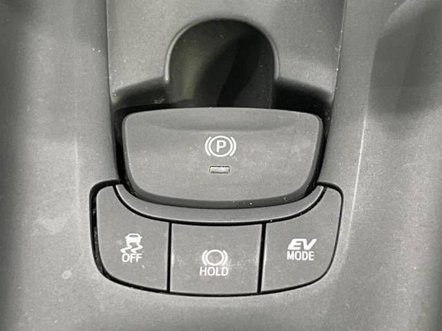 Toyota C-HR 2019-02 181748-6