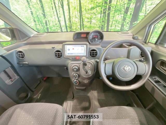 Toyota PORTE 2012-11 313643-1