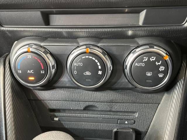 Mazda DEMIO 2014-11 188411-7