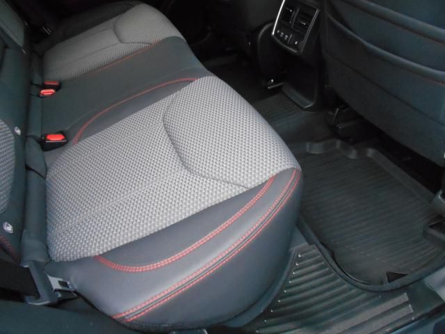 Subaru FORESTER 2018-11 194297-27
