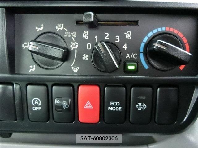 Hino DUTRO 2014-10 386053-27