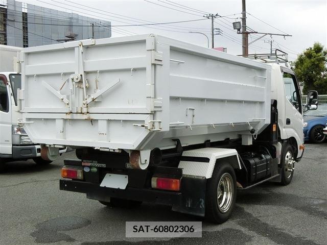 Hino DUTRO 2014-10 386053-4