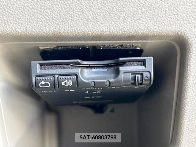 Daihatsu TANTO 2015-12 257344-7