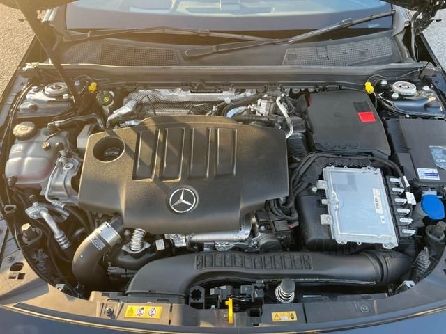 Mercedes Benz CLA-CLASS 2020-11 15311-18