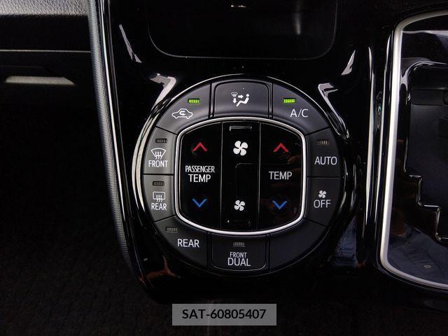 Toyota VOXY 2017-08 203429-6