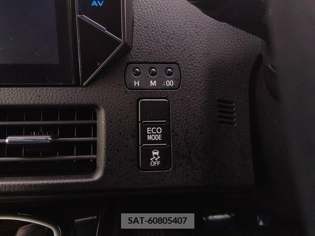 Toyota VOXY 2017-08 203429-8