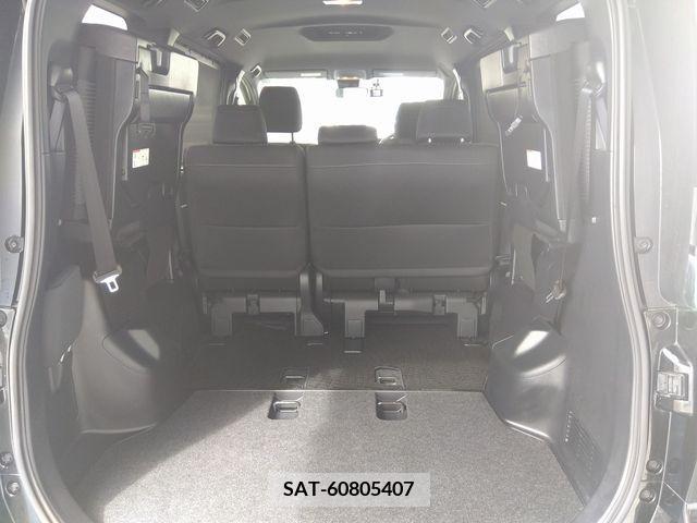 Toyota VOXY 2017-08 203429-20