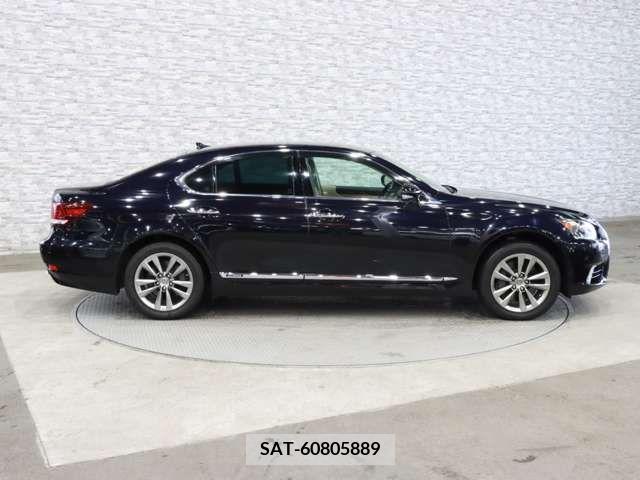 Lexus LS 2012-12 275551-12