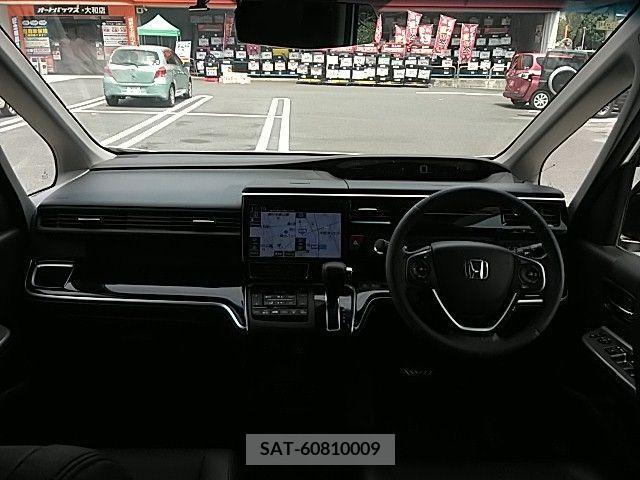Honda STEP WGN 2019-08 368785-1