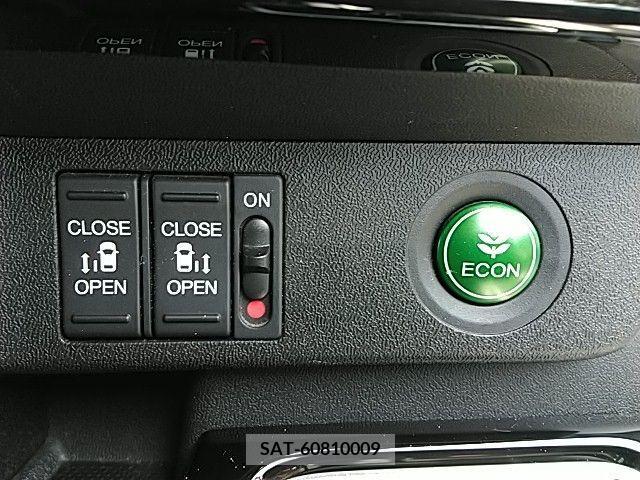 Honda STEP WGN 2019-08 368785-6