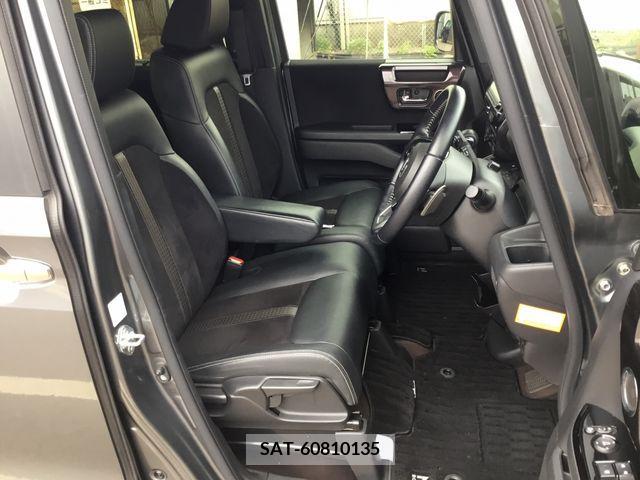Honda N BOX CUSTOM 2019-10 364801-1