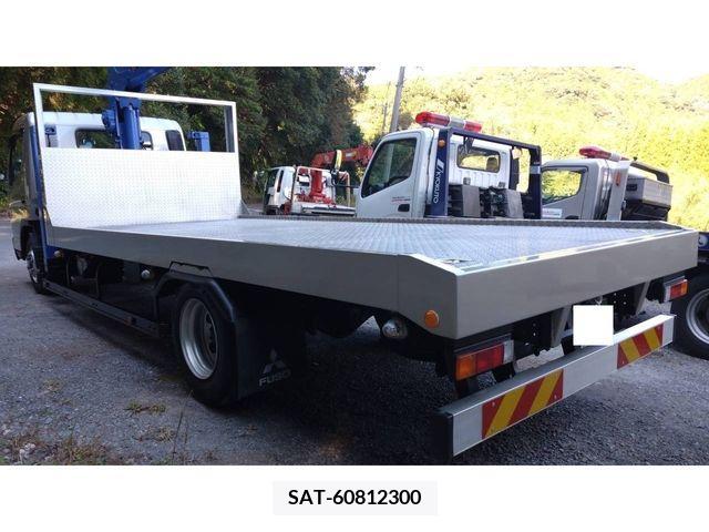 Mitsubishi CANTER 2017-04 214081-3