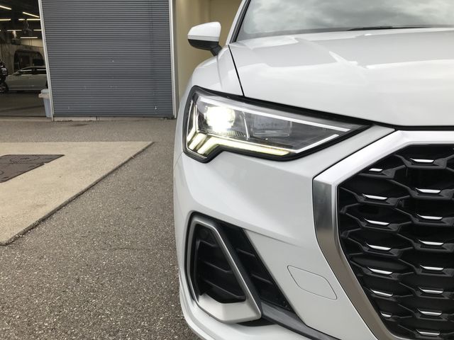 Audi Q3 2020-09 9469-25
