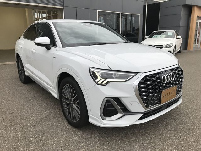 Audi Q3 2020-09 9469-3