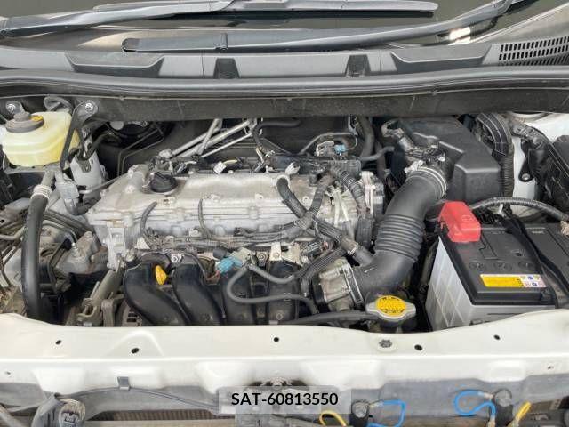 Toyota VOXY 2012-02 380599-19