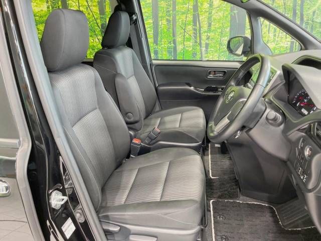 Toyota VOXY 2019-08 191307-8