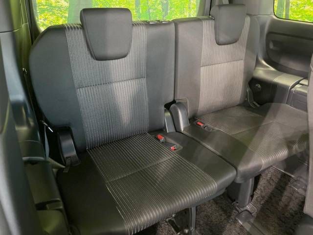 Toyota VOXY 2019-08 191307-10