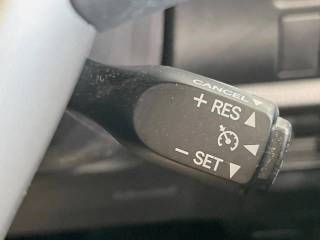 Toyota VOXY 2019-08 191307-7
