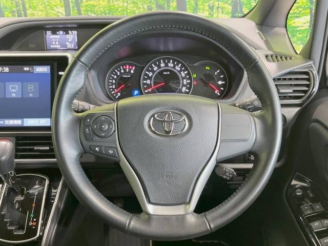 Toyota VOXY 2019-08 191307-12