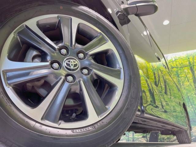 Toyota VOXY 2019-08 191307-14