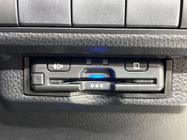 Toyota COROLLA SPORT 2019-07 196417-7