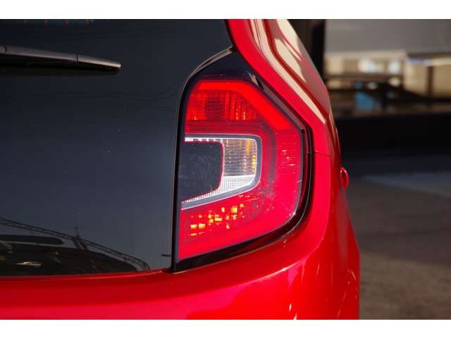 Renault TWINGO 2019-11 3611-17