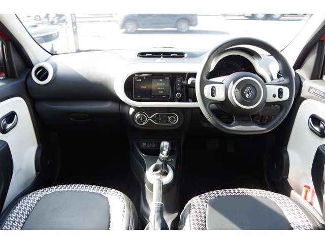 Renault TWINGO 2019-11 3611-4