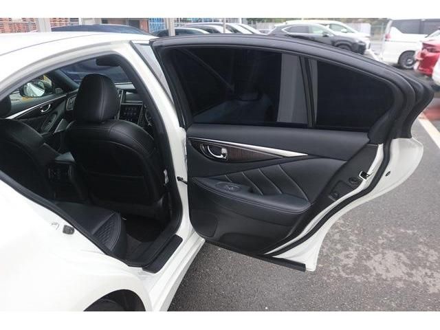 Nissan SKYLINE 2016-12 182896-10