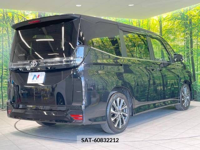 Toyota VOXY 2022-09 394954-18