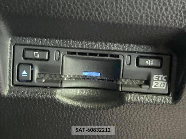 Toyota VOXY 2022-09 394954-7