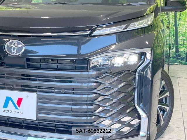 Toyota VOXY 2022-09 394954-13