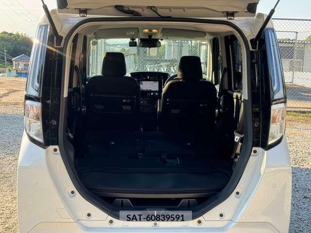 Toyota ROOMY 2022-06 384303-28