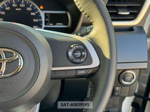 Toyota ROOMY 2022-06 384303-19
