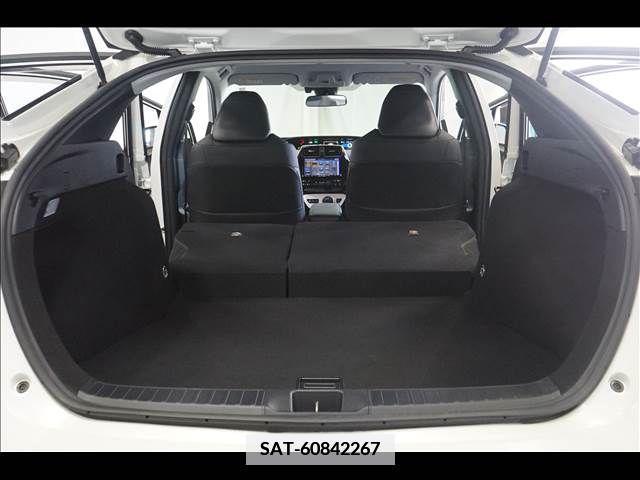 Toyota PRIUS 2018-03 366665-18