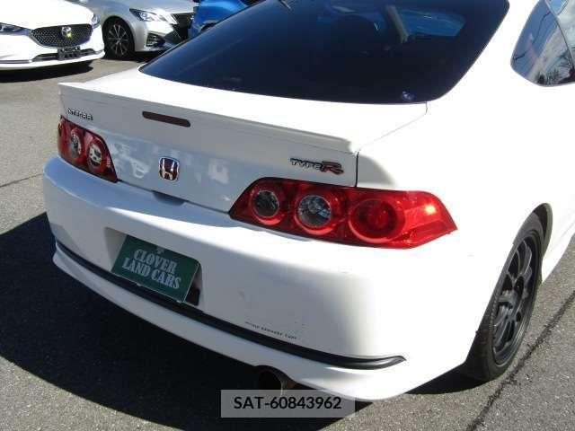 Honda INTEGRA 2004-09 211095-7