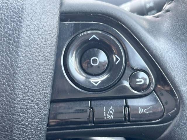 Toyota PRIUS 2018-04 5159-2