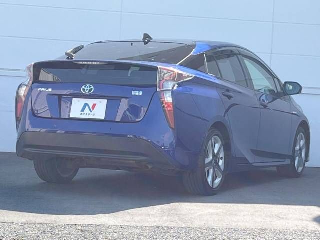 Toyota PRIUS 2018-04 5159-17