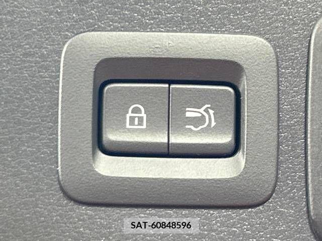 Mazda CX-30 2022-01 302119-6