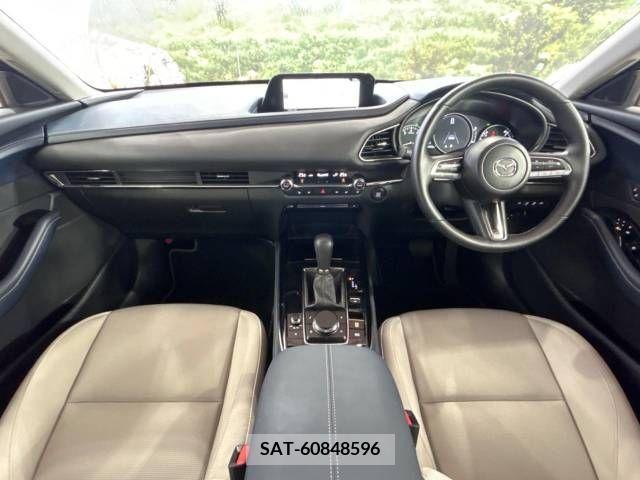 Mazda CX-30 2022-01 302119-1